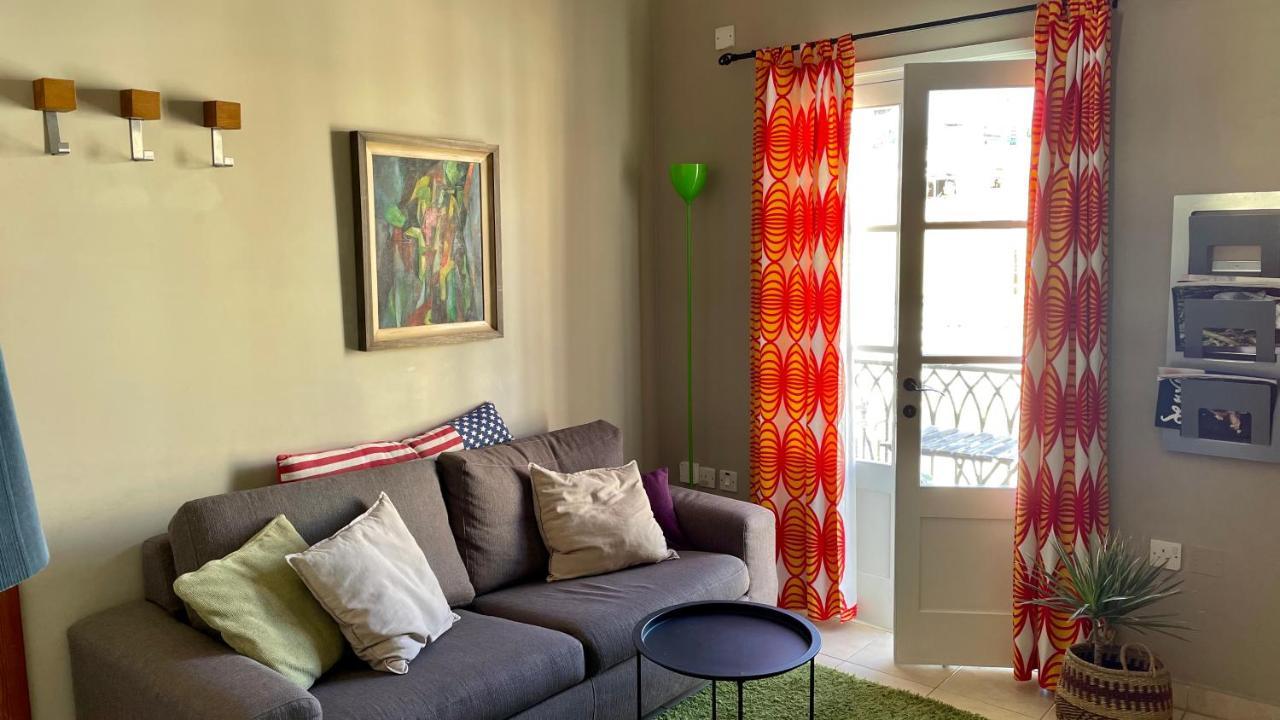 Simons Apartments Minutes Away From Balluta Bay And St Julians Sliema Luaran gambar