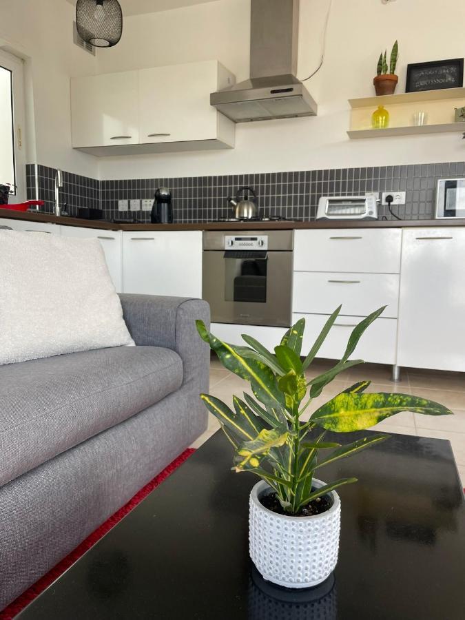 Simons Apartments Minutes Away From Balluta Bay And St Julians Sliema Luaran gambar