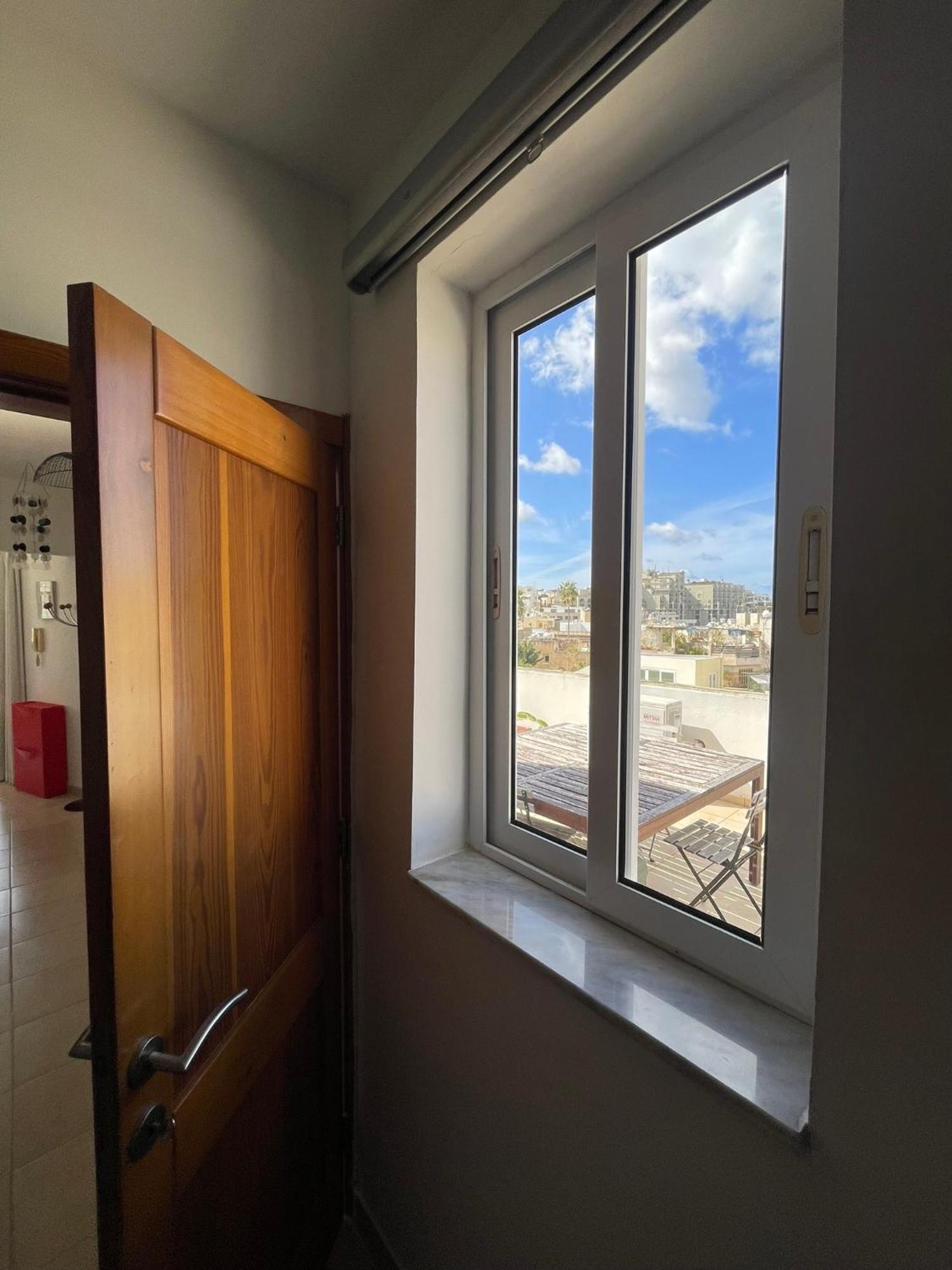 Simons Apartments Minutes Away From Balluta Bay And St Julians Sliema Luaran gambar