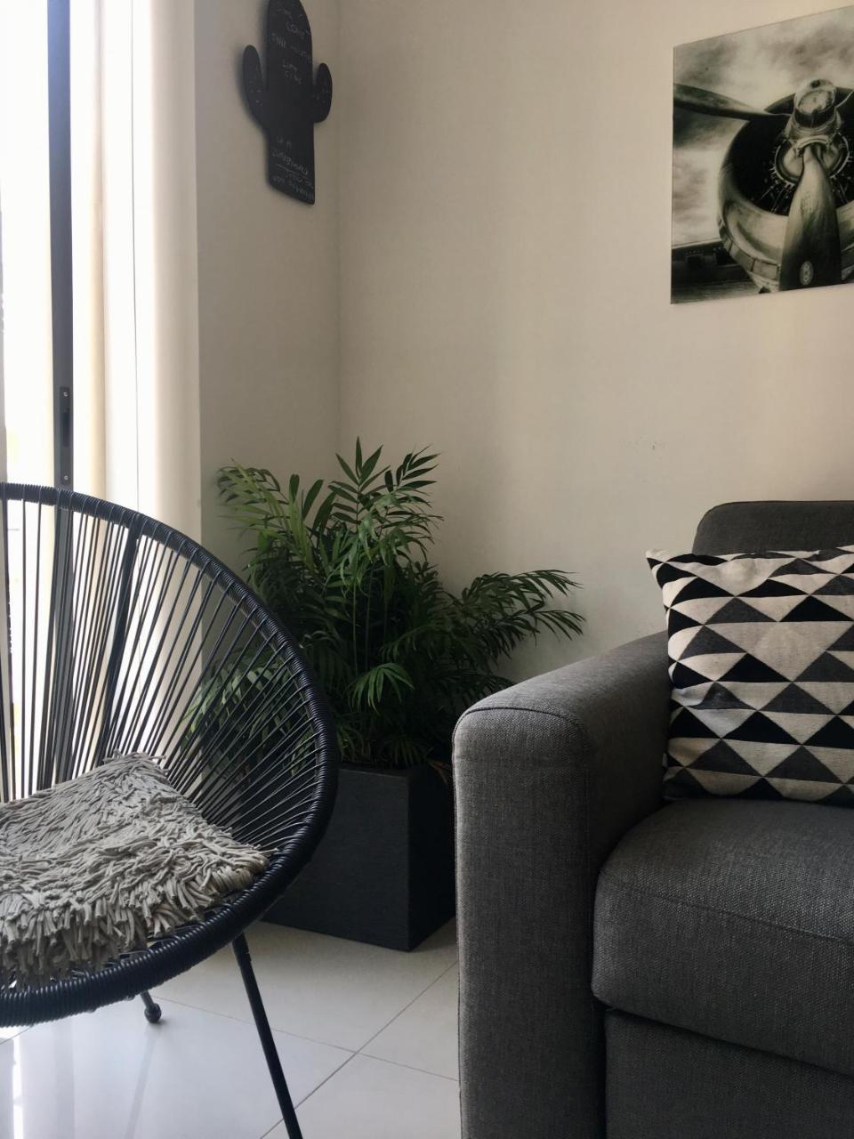 Simons Apartments Minutes Away From Balluta Bay And St Julians Sliema Luaran gambar